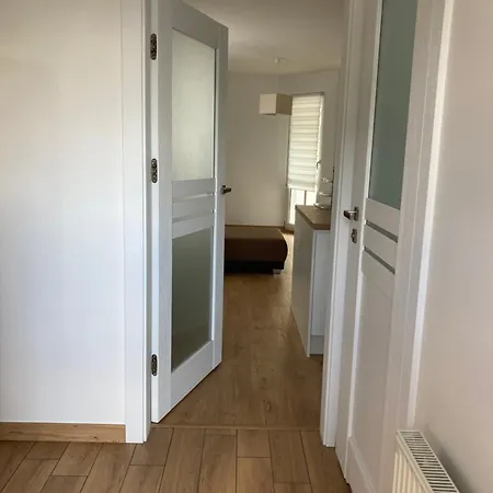 Apartament Nad Jeziorem 3 *